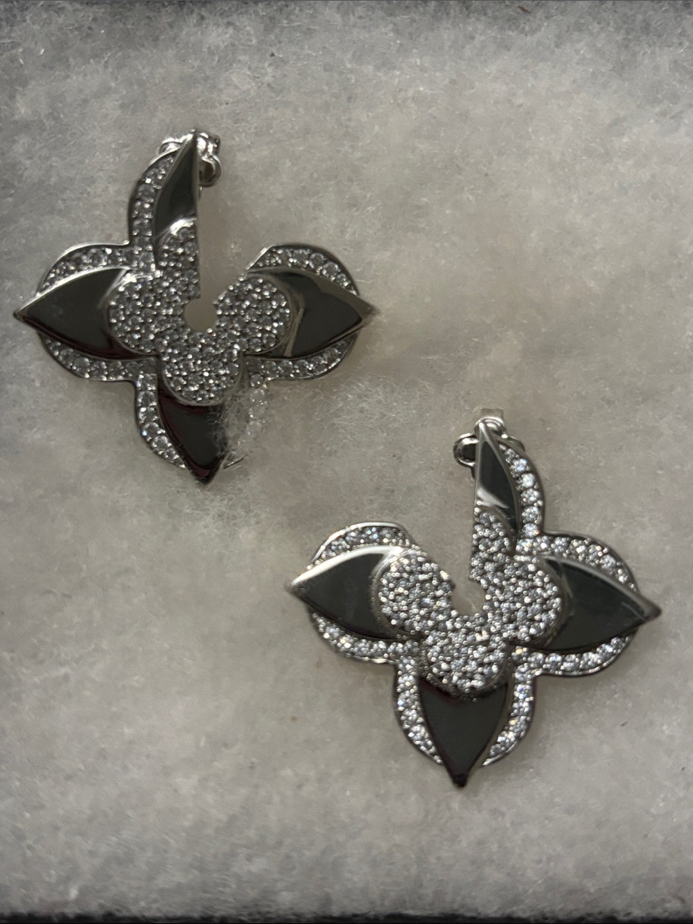 LV Sterling Silver & Diamonds Floral Earrings